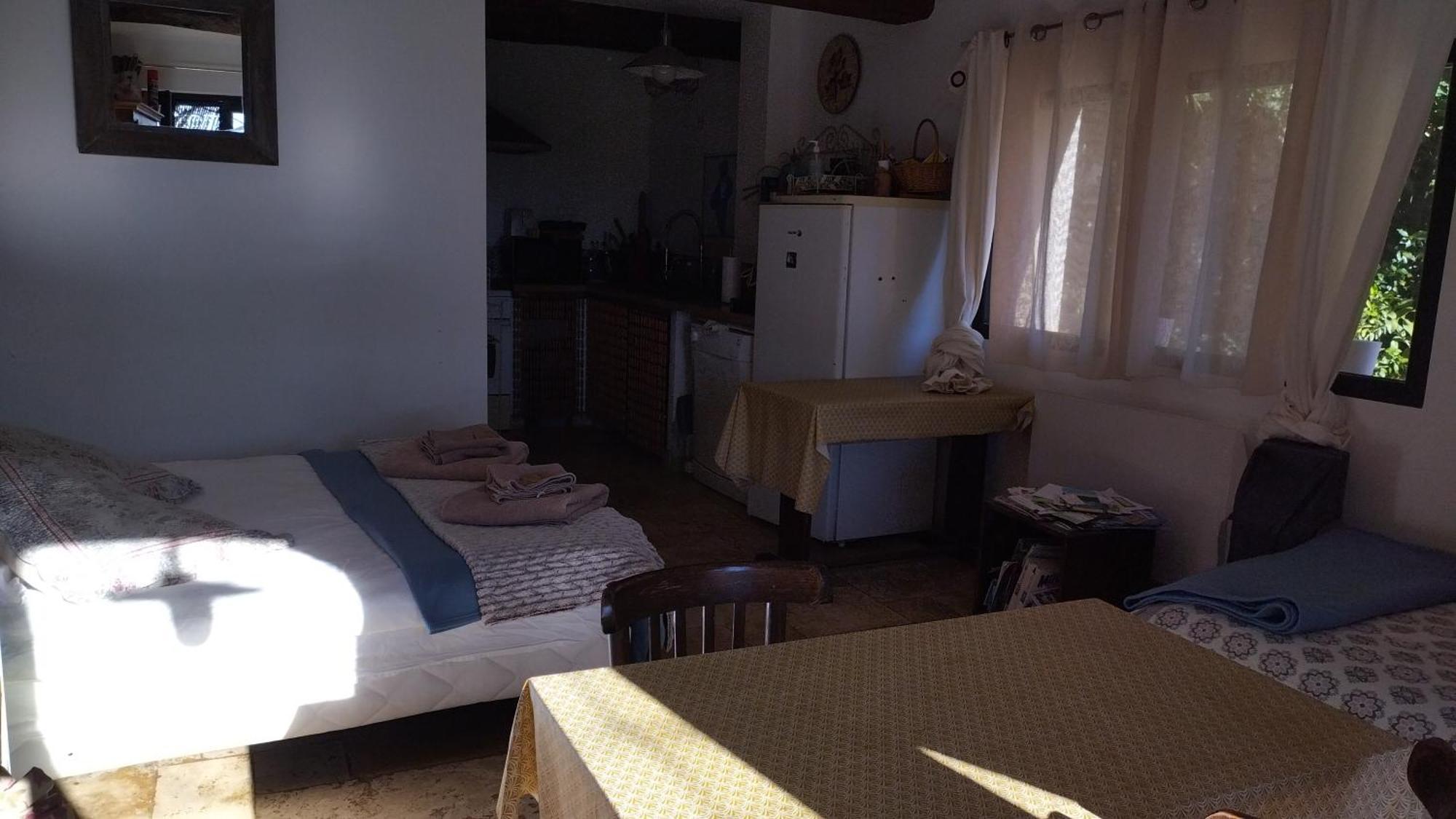 Studio Independant Dans Ferme Equestre Опс Екстер'єр фото